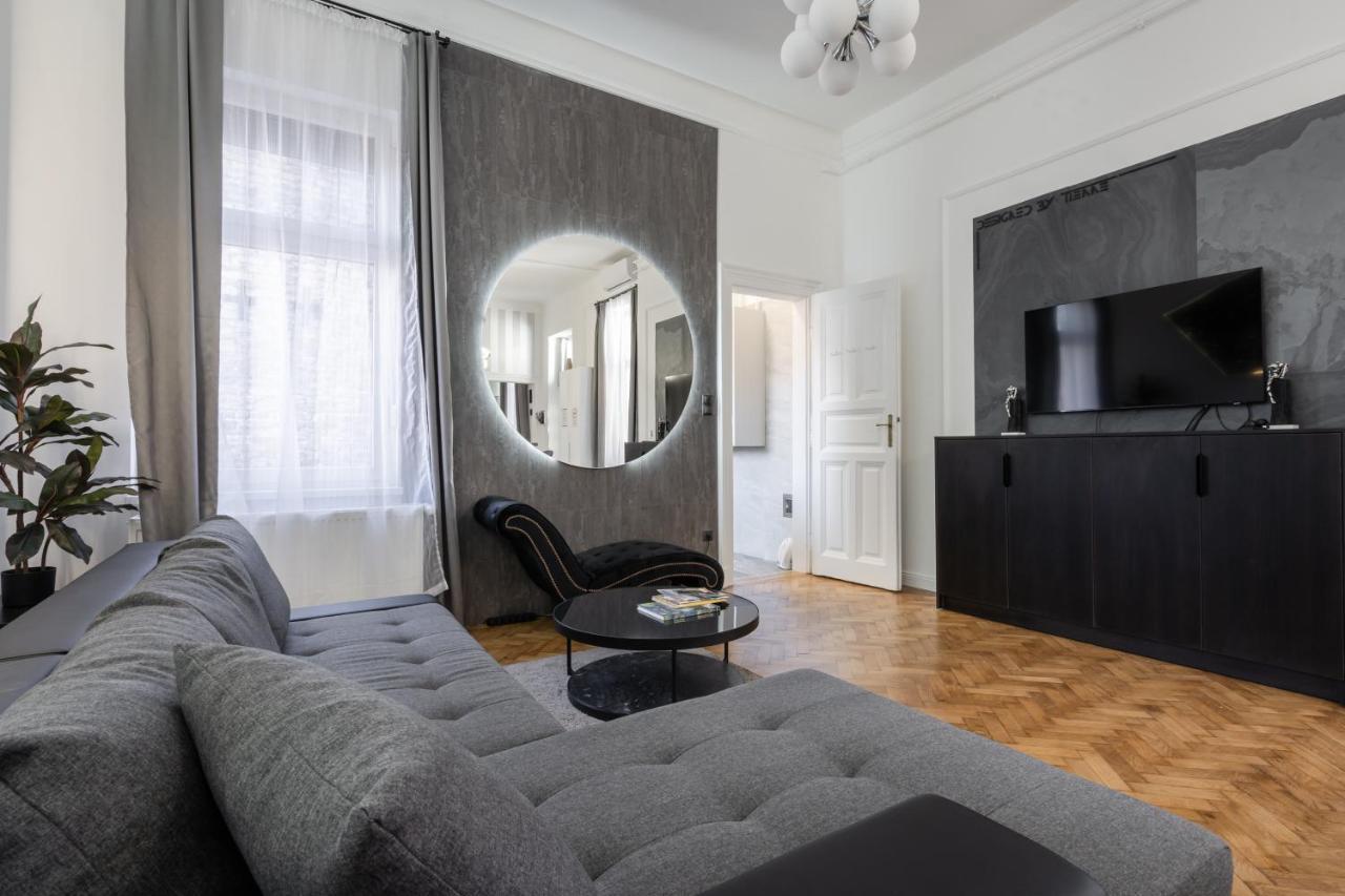 Galaxy Cube Apartment Budapest Luaran gambar